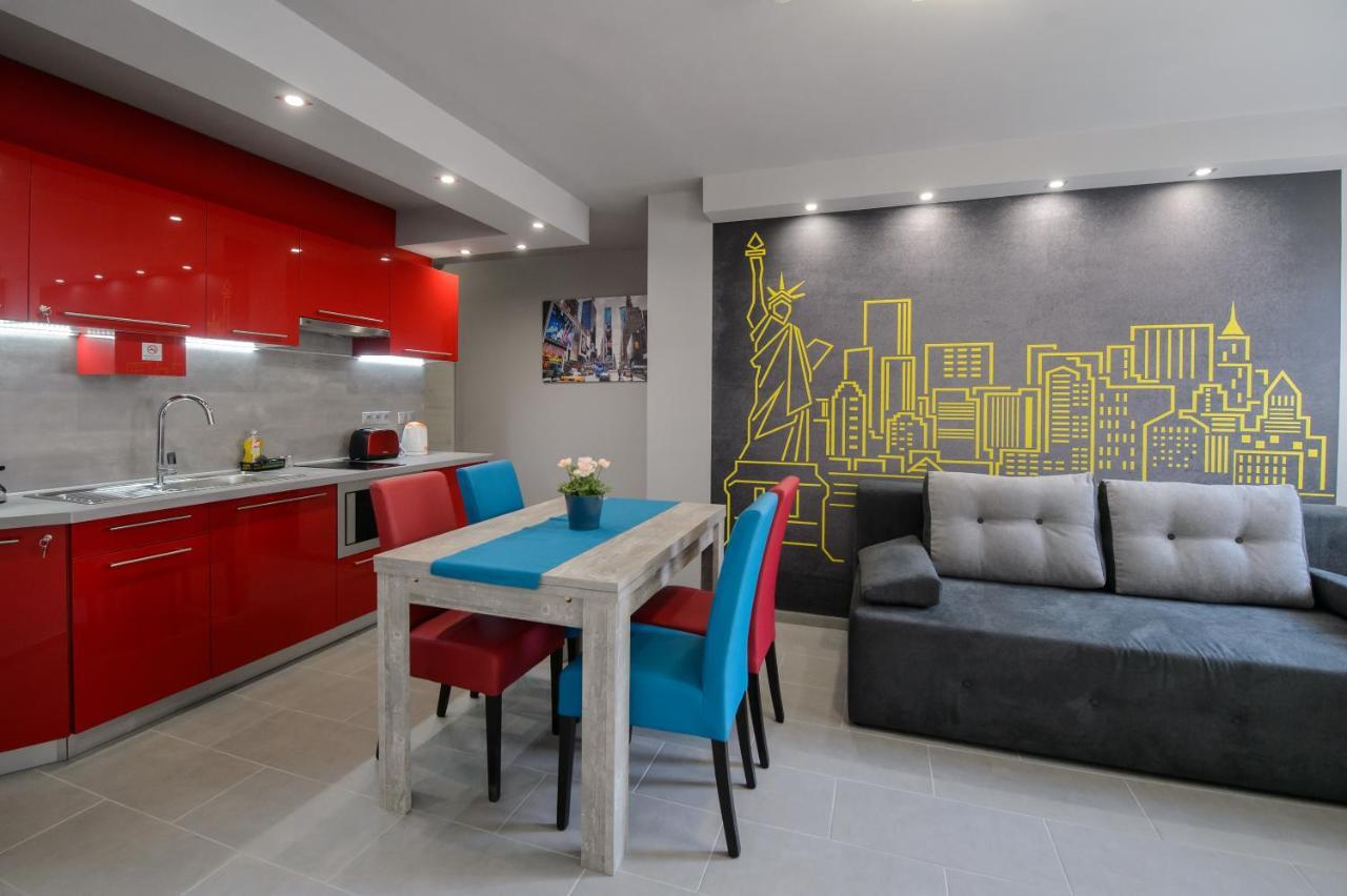 Hr Apartmanhaz Егер Екстериор снимка